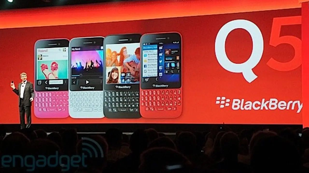 blackberry-q5-130707b.jpg