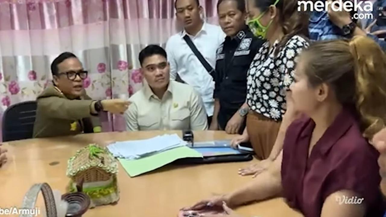 VIDEO: Wamenaker Kesal Pengusaha Surabaya Berkelit soal Tahan Ijazah "Kami Bukan Preman, Jangan Bohong!"