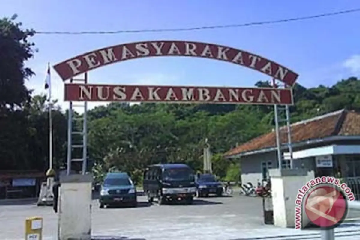 nusa kambangan