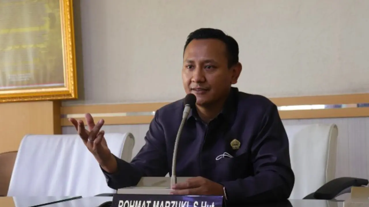 Ketua Fraksi Partai Gerindra DPRD Jateng Rohmat Marzuki menjadi salah satu yang dilantik oleh Presiden Prabowo di Istana Kepresidenan. Dia dilantik sebagai Wakil Menteri Kehutanan. (Istimewa)