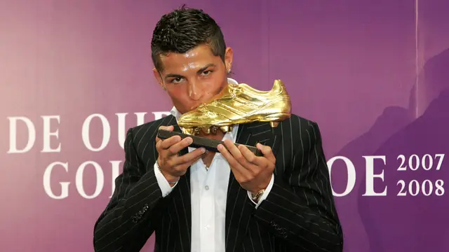 Foto: Mengingat Kembali 9 Torehan Serba Pertama Cristiano Ronaldo di Periode Pertama Bersama Manchester United (2003 - 2009)