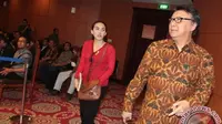 Sekjen PDIP Tjahjo Kumolo siap jadi Mensesneg, begitu juga politisi PDIP Rieke Diah Pitaloka yang siap menjadi Menakertrans.