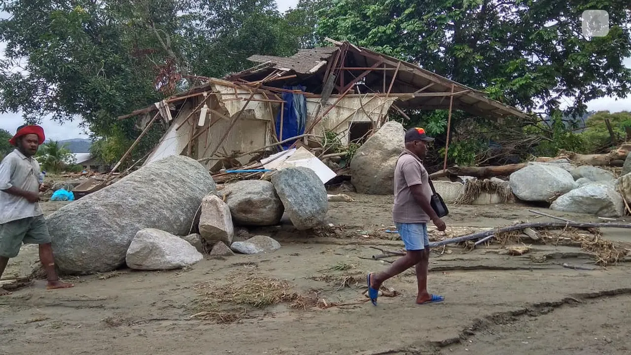 kisah sentani
