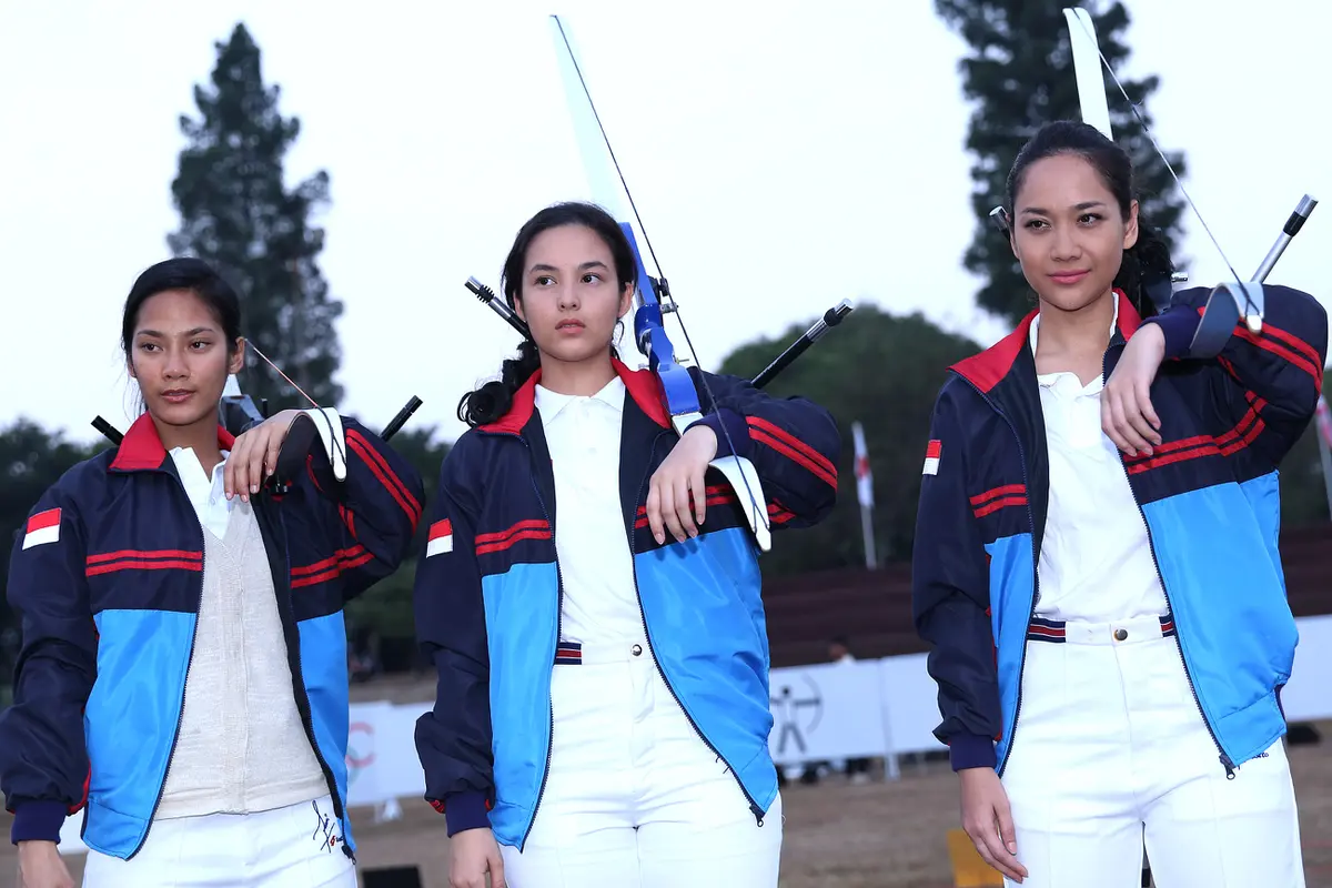 [Bintang] Bunga Citra Lestari (BCL), Chelsea Islan dan Tara Basro
