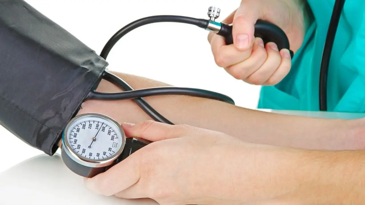 Hipertensi Dapat Memicu Jantung dan Stroke