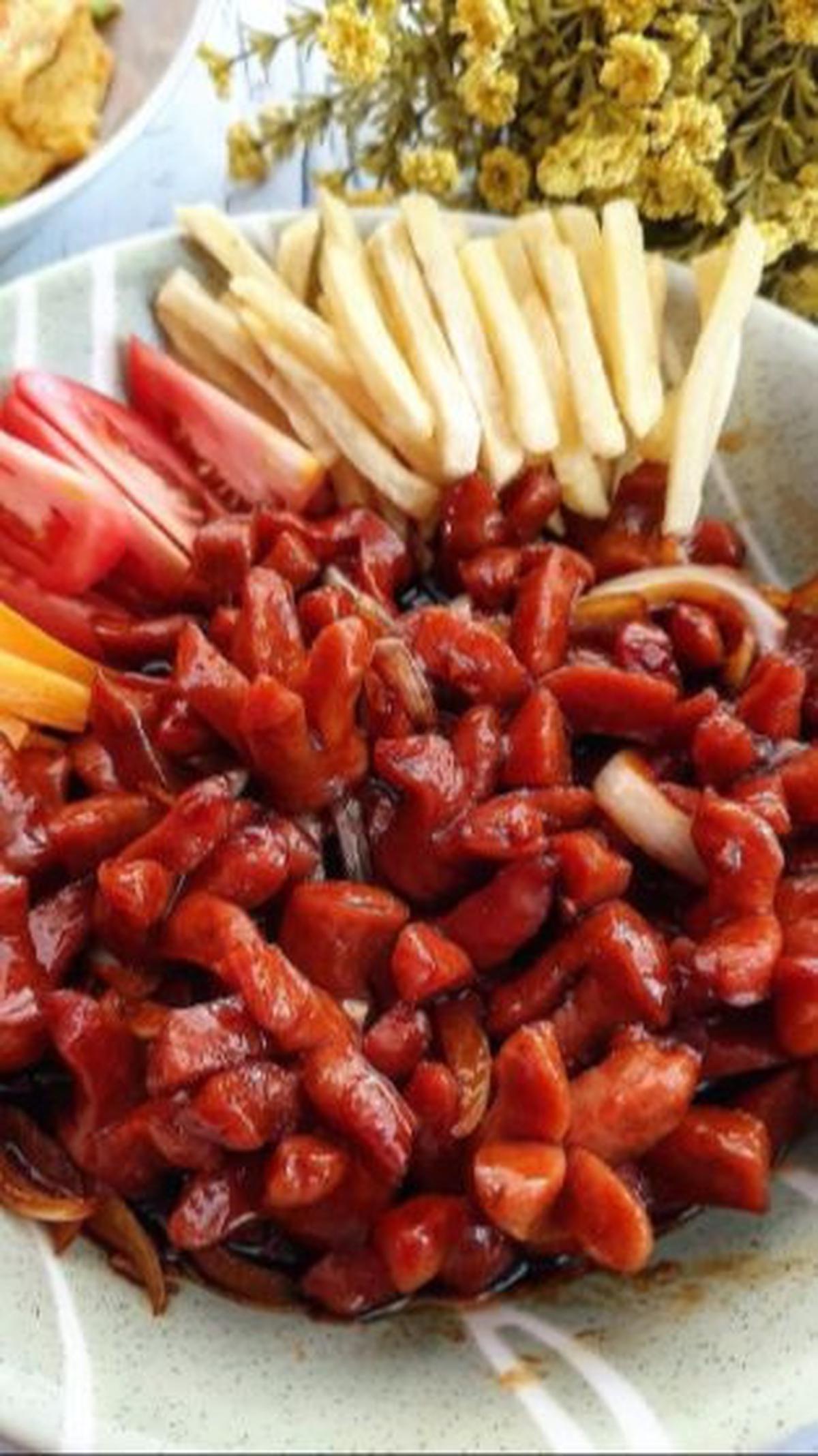 2. Resep Menu Sahur: Sosis Saus Mentega<br>