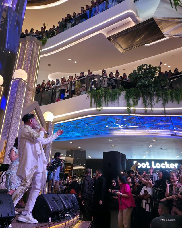 Nassar dan Karakter Kuat