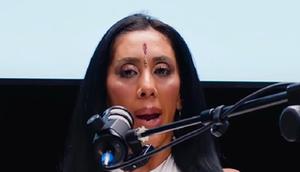 Jennelle Gordon, turis AS yang dideportasi dari Bali setelah ketahuan menggelar 'retreat keintiman', termasuk kelas seks privat, dengan menggunakan visa on arrival (VoA). (dok. Tangkapan layar Instagram @shaktilivingjg/https://www.instagram.com/p/DJ4Z0y5u6Oo/Dinny Mutiah)