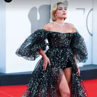 Florence Pugh di Venice Film Festival (Foto: Instagram @valentino)