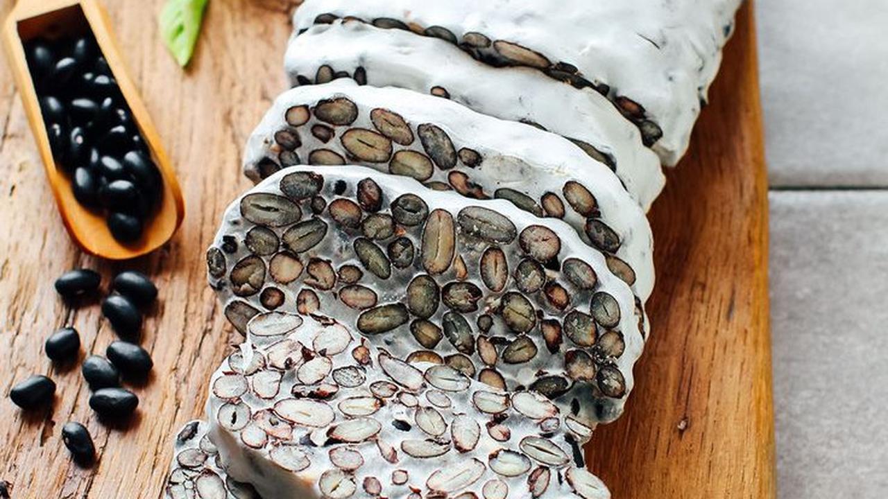 Tak Cuma Kedelai! 6 Kacang Ini Bisa Jadi Bahan Tempe Lezat dan Bergizi
