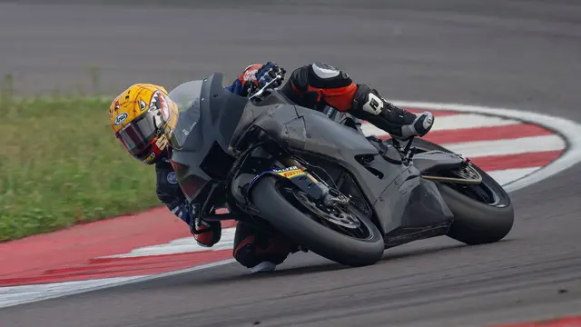 Aldi Satya Mahendra Mulai Beradaptasi Hadapi World Supersport 2025