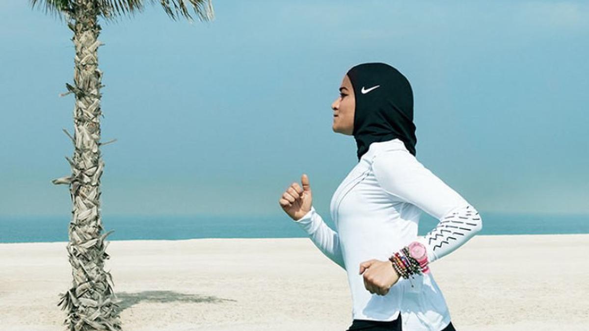 6 Inspirasi Outfit Jogging Hijab Terbaru 2025 untuk Tampil Modis Saat Berolahraga
