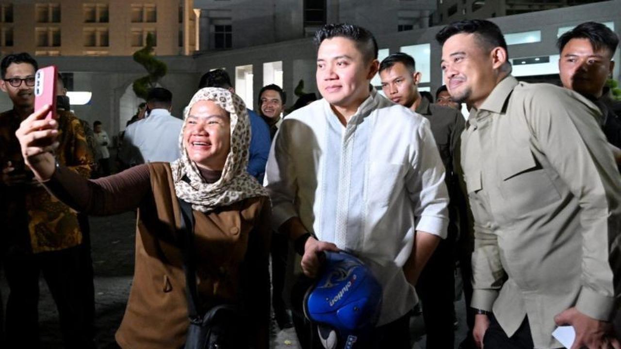 Gubernur Sumut Bagikan 2.500 Bingkisan Presiden Prabowo di Malam Idul Fitri 1447 H