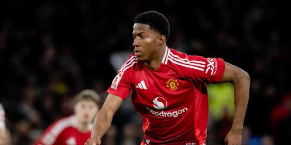3 Wonderkid Manchester United yang Mungkin Dipinjamkan ke Klub Lain pada Januari 2026: Chido Obi Masuk Daftar Teratas