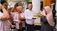 7 Potret Nathalie Holscher Ikut Rayakan Ultah Ibunda Sule, Penuh Haru Bahagia