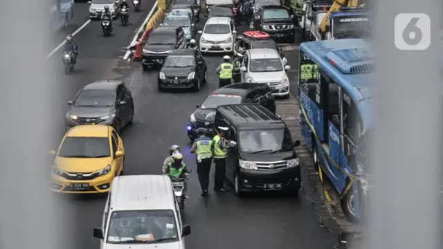 Ganjil genap Jakarta.