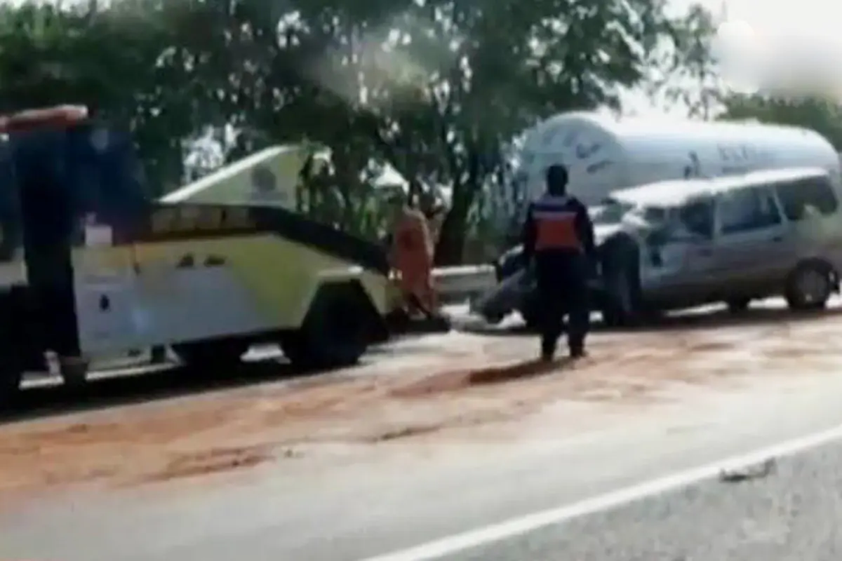 Kecelakaan di Jalan Tol