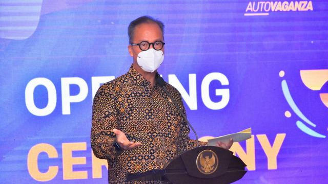 Menteri Perindustrian Agus Gumiwang Kartasasmita
