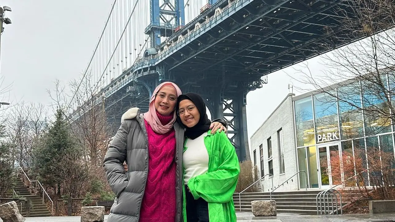 Desy Ratnasari dan Nasywa Nathania Hamzah