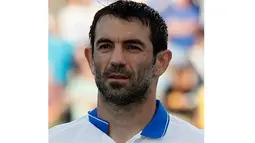 Ini merupakan Piala Dunia pertama bagi Kapten tim nasional Yunani, Giorgos Karagounis yang berusia 37 tahun. (REUTERS/Tom Mihalek)