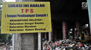 Alih Fungsi Kolong Tol Jadi Penampungan Sampah Warga