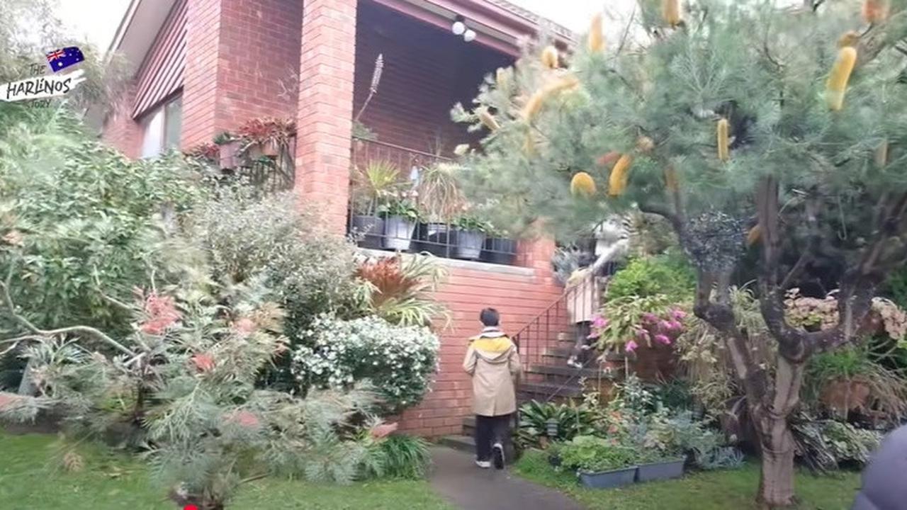 8 Potret Tempat Tinggal Alyssa Soebandono saat Kuliah di Melbourne, Lingkungannya Asri - Desain Full Bata Merah