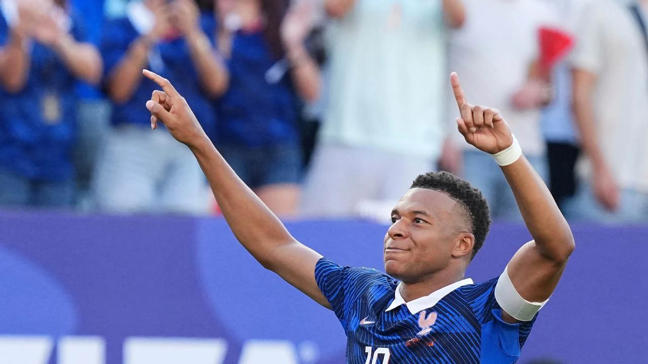FOTO: Prancis Melaju ke Perempat Final Usai Kalahkan Paraguay