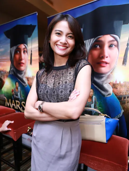 Pengalaman baru memerankan tokoh Sekar Palupi, keluarga kurang mampu tinggal di pedalaman yang mendapatkan beasiswa kuliah di Oxford University, Inggris. (Adrian Putra/Bintang.com)