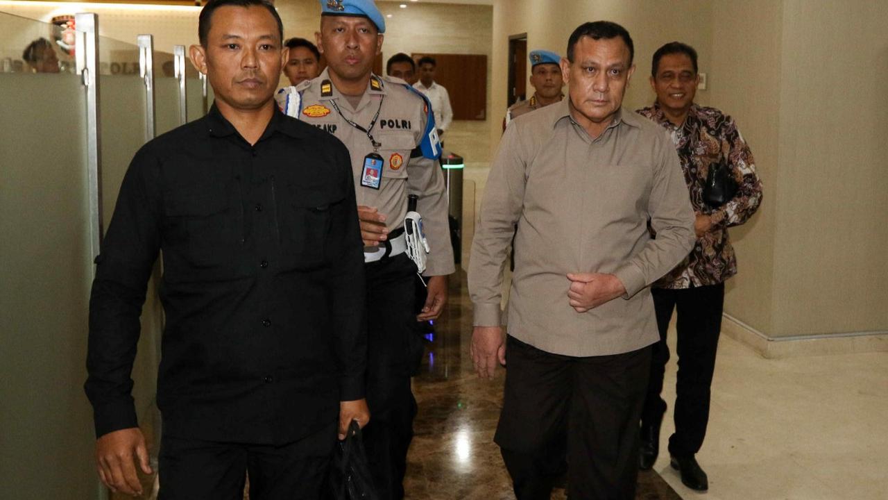 Ade mengatakan, pemeriksaan Firli menindaklanjuti petunjuk dari Jaksa Penuntut Umum (JPU) demi pemenuhan berkas perkara.
