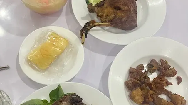 Nasi Bebek dan Es Gosrok Bahagia