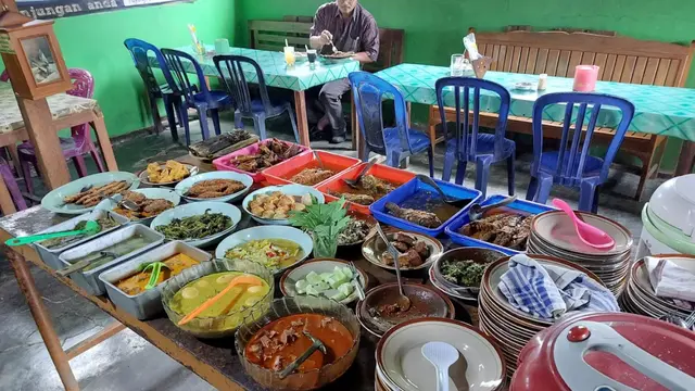 Warung Makan Girli Mbah Kasan (Foto: Google Maps/Renda Rachman)