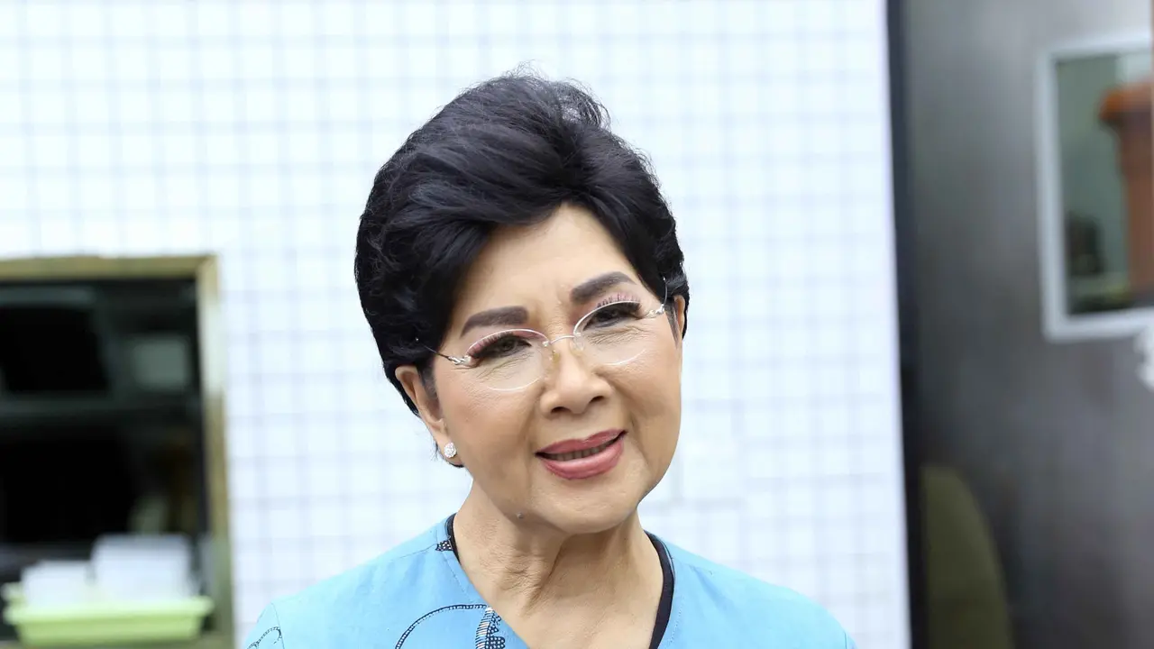 [Bintang] Titiek Puspa