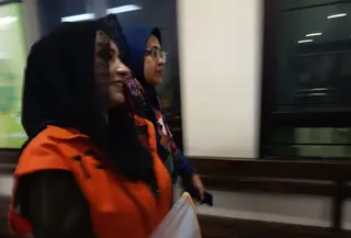 Mantan Bupati Pekalongan Fadia Arafiq menjalani persidangan perdana. (Danny Adriadhi Utama/merdeka.com)