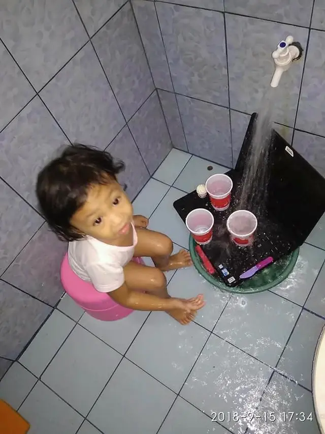 Kelakuan Absurd Kids Zaman Now, Bikin Ngakak Sekaligus Ngelus Dada