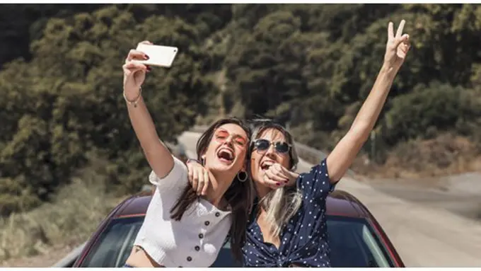 Travel/ Copyright : freepik.com