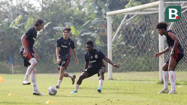 Foto: Enggan Sesumbar, Thomas Doll Janjikan Persija Jakarta Lebih Baik dari Musim Lalu