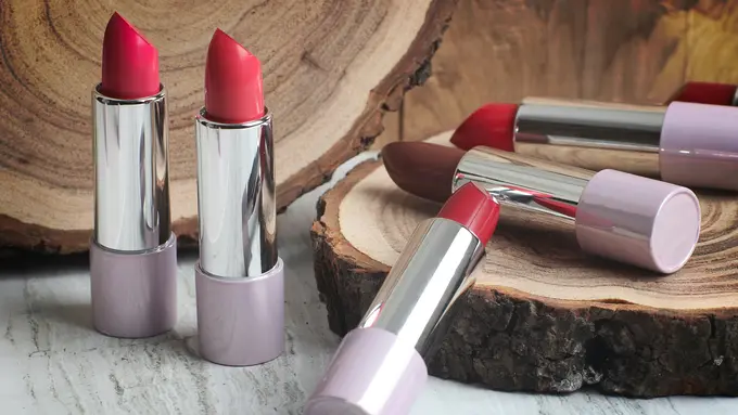 7 Tren Warna Lipstik 2024 yang Wajib Diketahui, Bisa Bikin Tampilan Lebih Cantik