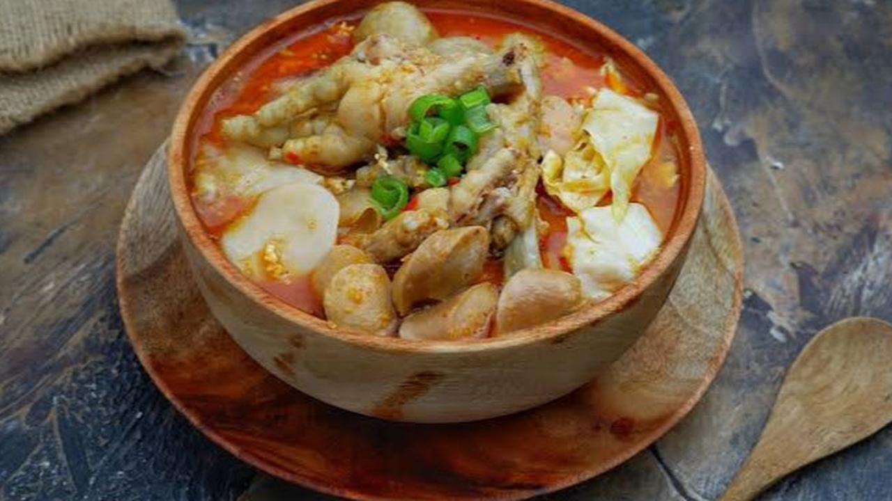 Berapa Kalori dan Nutrisi dari Semangkuk Seblak Ceker? Kalori yang Perlu Diwaspadai dalam Setiap Suapan
