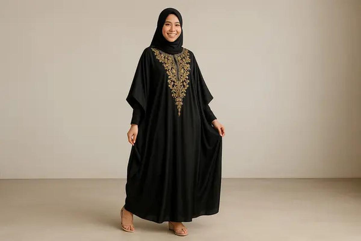 9 Model Gamis Hitam Kombinasi Bordir, Tampil Stylish dan Elegan Tanpa Kaku