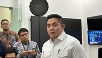 Seskab Teddy: THR ASN, TNI-Polri Cair 100 Persen, Swasta Harus Penuh dan Dilarang Dicicil