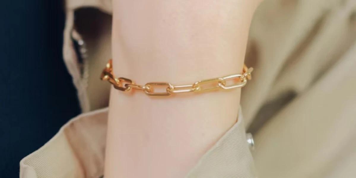 Ilustrasi Gelang Rantai