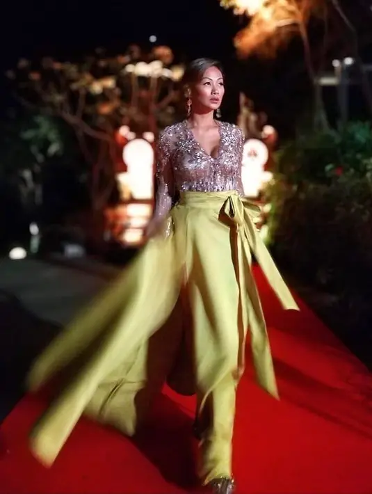 (Instagram/indahkalalo)