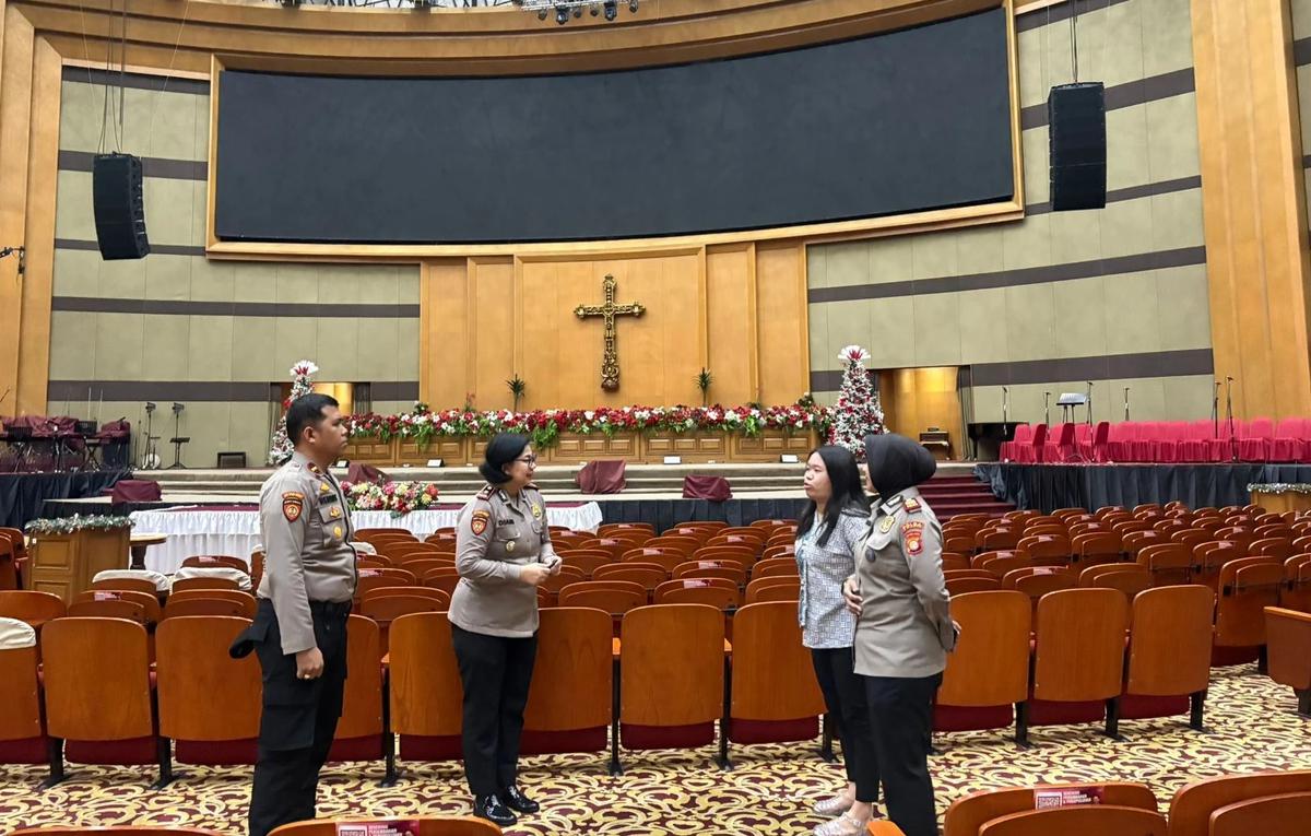 FOTO: Polri Perkuat Patroli Jelang Natal dan Tahun Baru