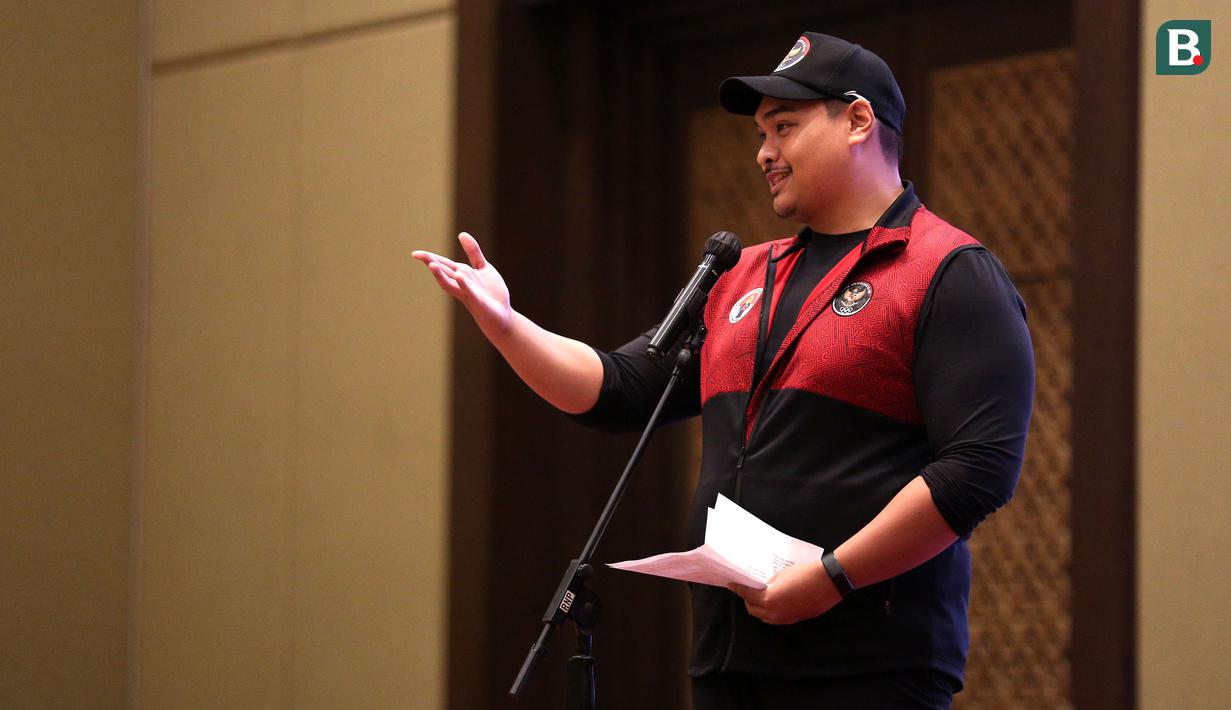 <p>Menpora Dito Ariotedjo memberikan sambutan saat Penyambutan Timnas Voli SEA Games 2023 Kamboja dan Perkenalan Pengurus Pusat PBVSI masa Bakti Tahun 2023-2027 yang berlangsung di Hotel Sultan, Jakarta, Rabu (24/05/2023). (Bola.com/Bagaskara Lazuardi)</p>