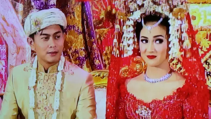 [Bintang] Nina Zatulini dan Chandra Tauphan