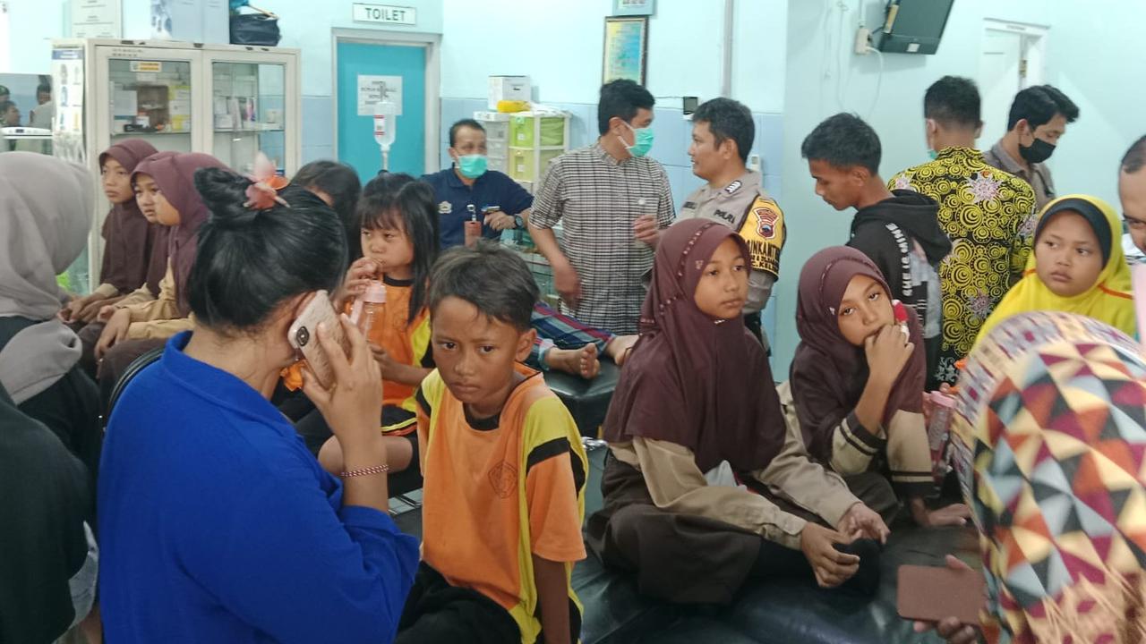 18 Siswa di Jepara Keracunan Usai Jajan Susu di Luar Sekolah, Polisi Cari Pedagang Untuk Penyelidikan