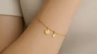 7 Rekomendasi Gelang Emas 24 Karat 1 Mayam Minimalis dan Stylish 2025,Cocok untuk Penggunaan Harian dan Investasi