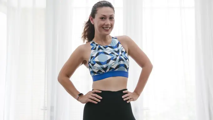 Jackie Kezia adalah seorang personal trainer/dok. Strongbee