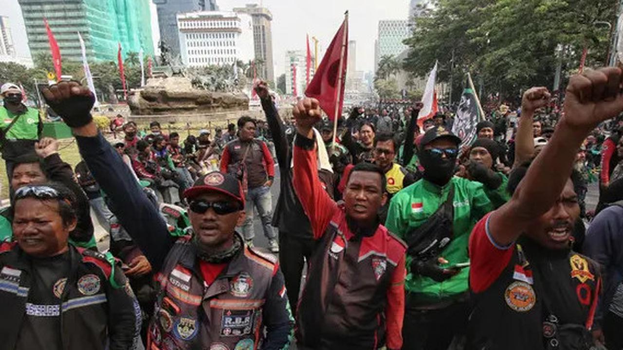 Ribuan Driver Ojol Demo, Bagaimana Saham GOTO?