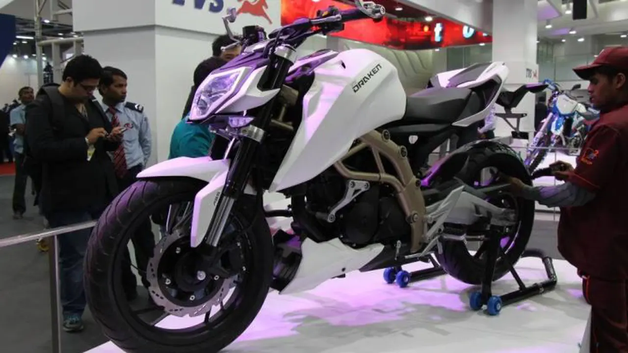 Menyambut Kelahiran TVS Apache 200